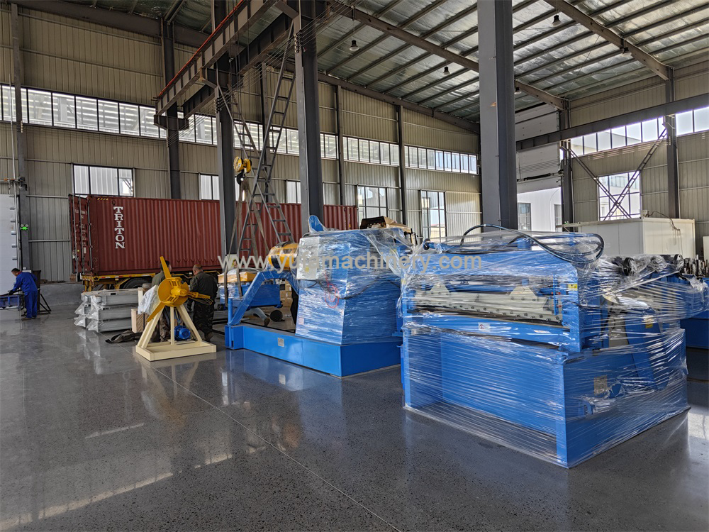 Export 1500mm width Level and cut to length roll forming machine line to Cameroon