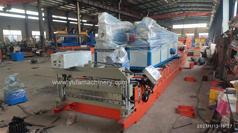 Export customized wall panel and shutter door and rail roll forming machine to Philipines