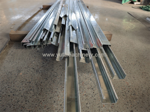 G550 HARDNESS C AND Z PURLIN ROLL FORMING MACHINE