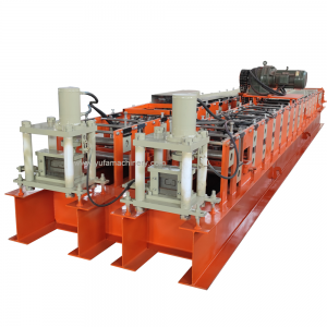 Two sizes in one C purlin roll forming machine