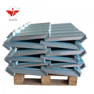 Indonesia 800 genteng roll forming machine